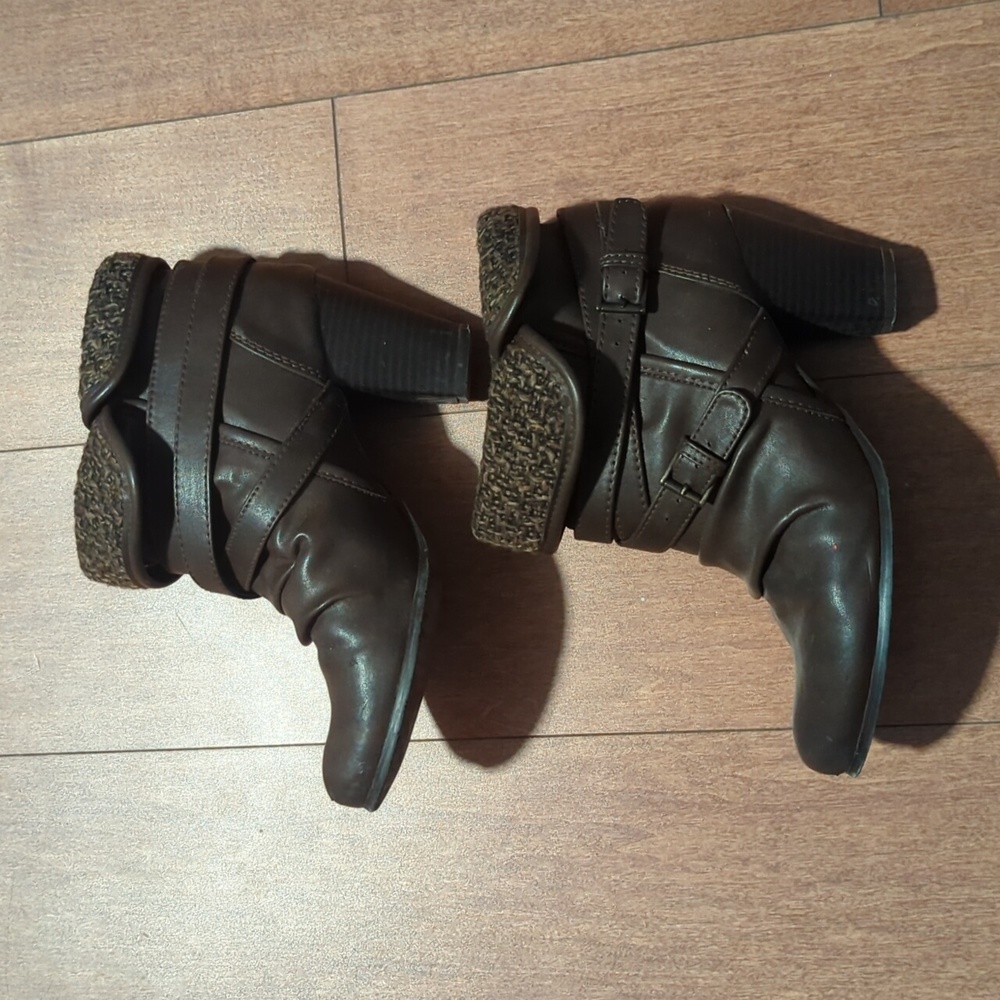 Call It Spring brown leather heeled booties, size 8